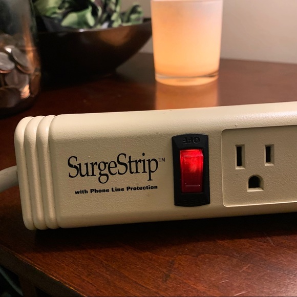 SurgeStrip Protector by Belkin - Picture 6 of 7